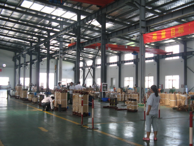 太原变压器生产车间